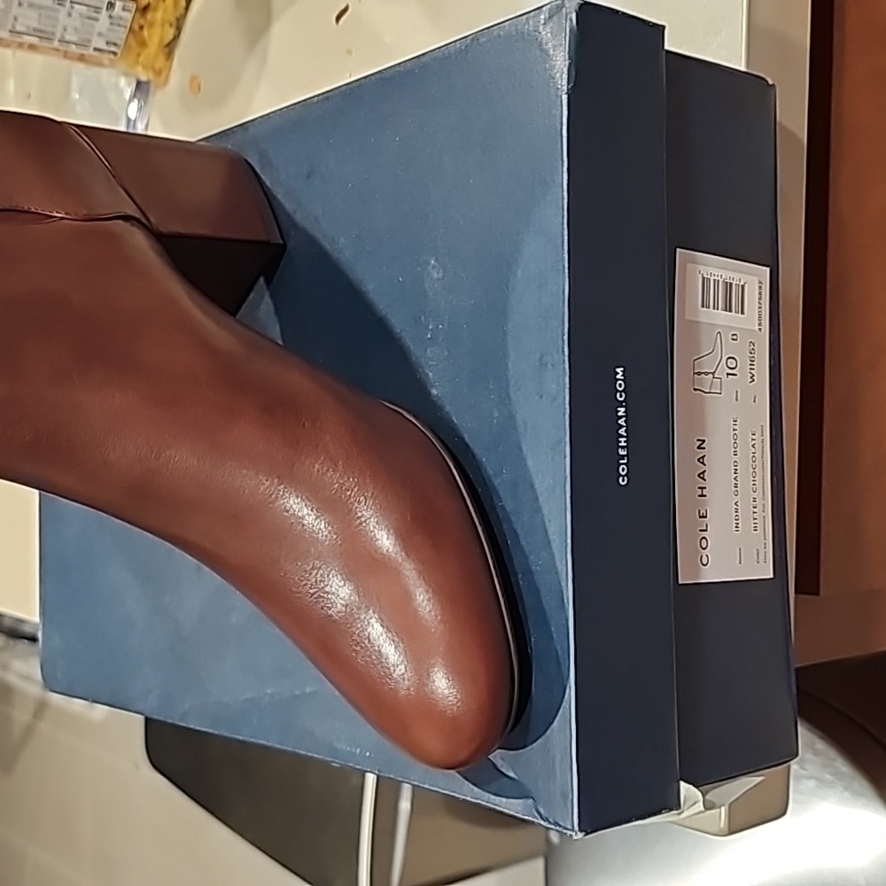 NWT/NIB COLE HAAN